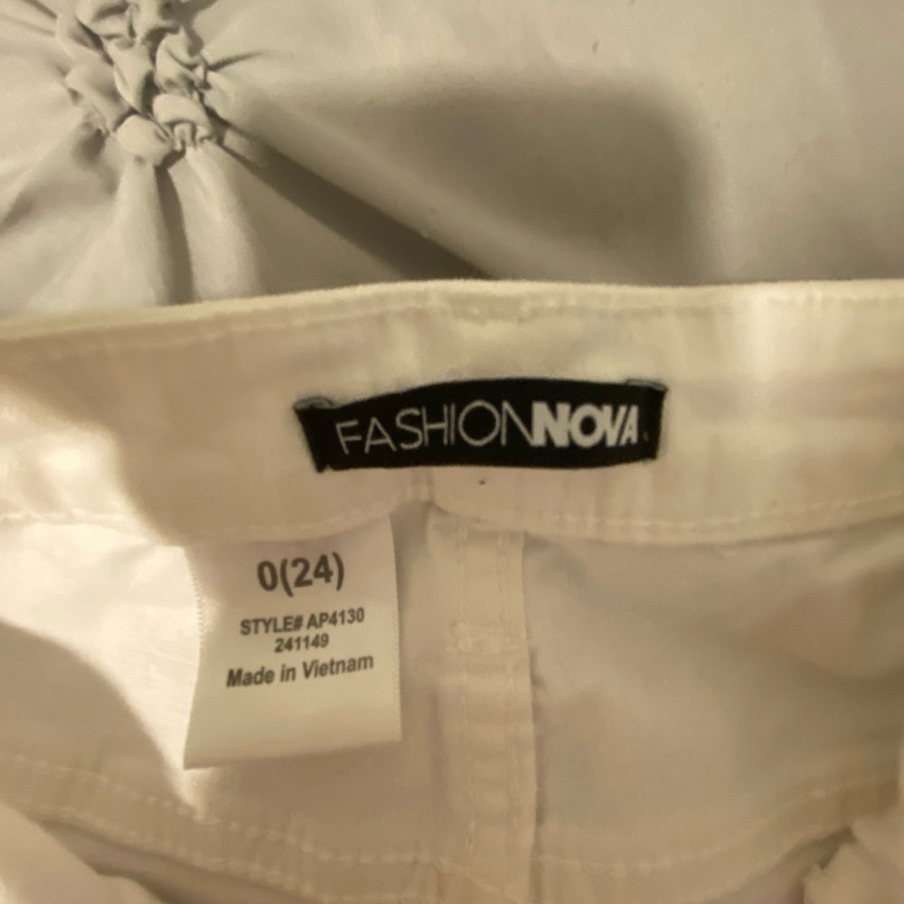 white ripped fashion nova jeans